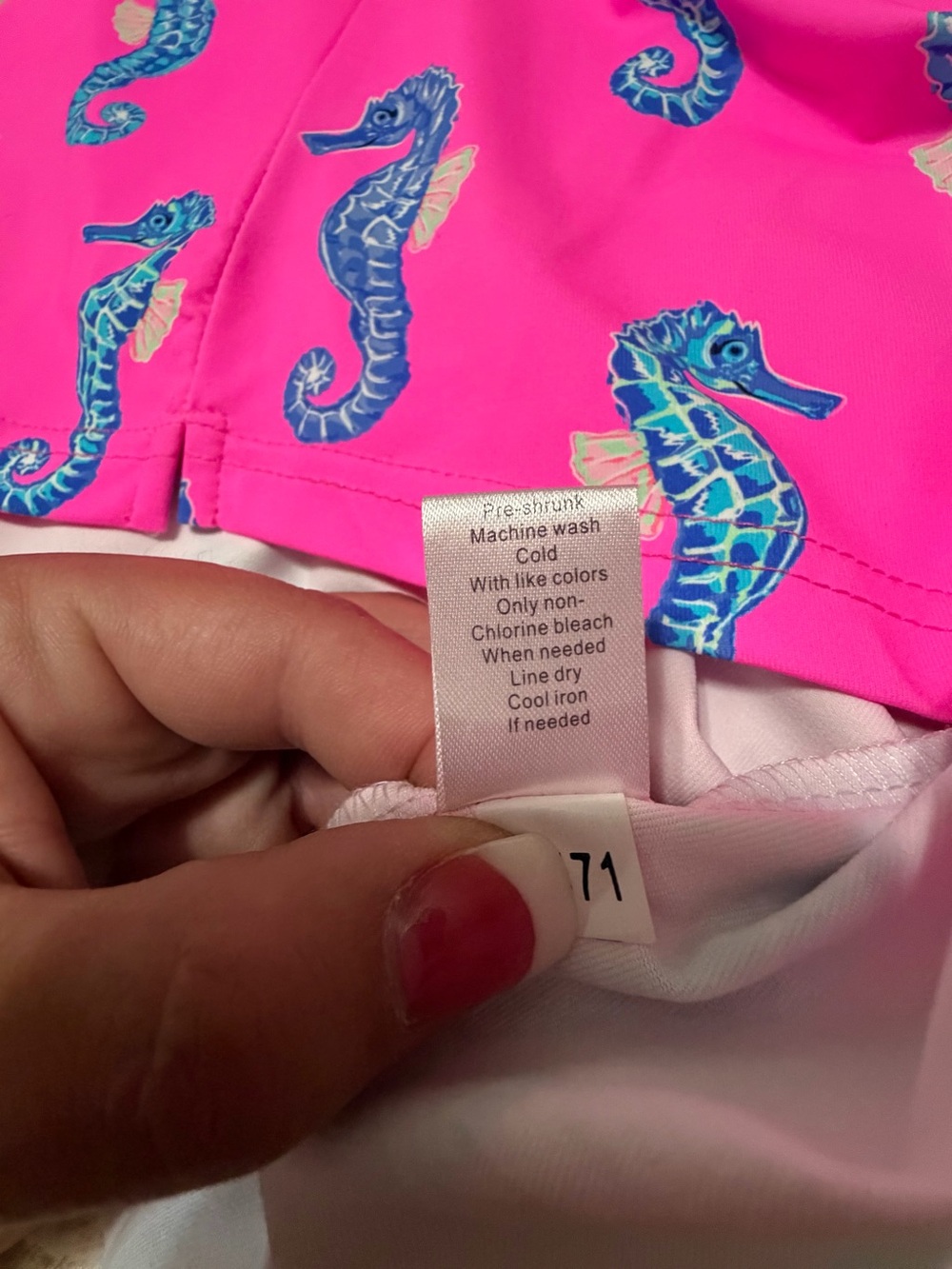 BNWOT LULA B Hot Pink Trim Blue Accent Top with Seahorses - super soft SFH - Picture 4 of 4